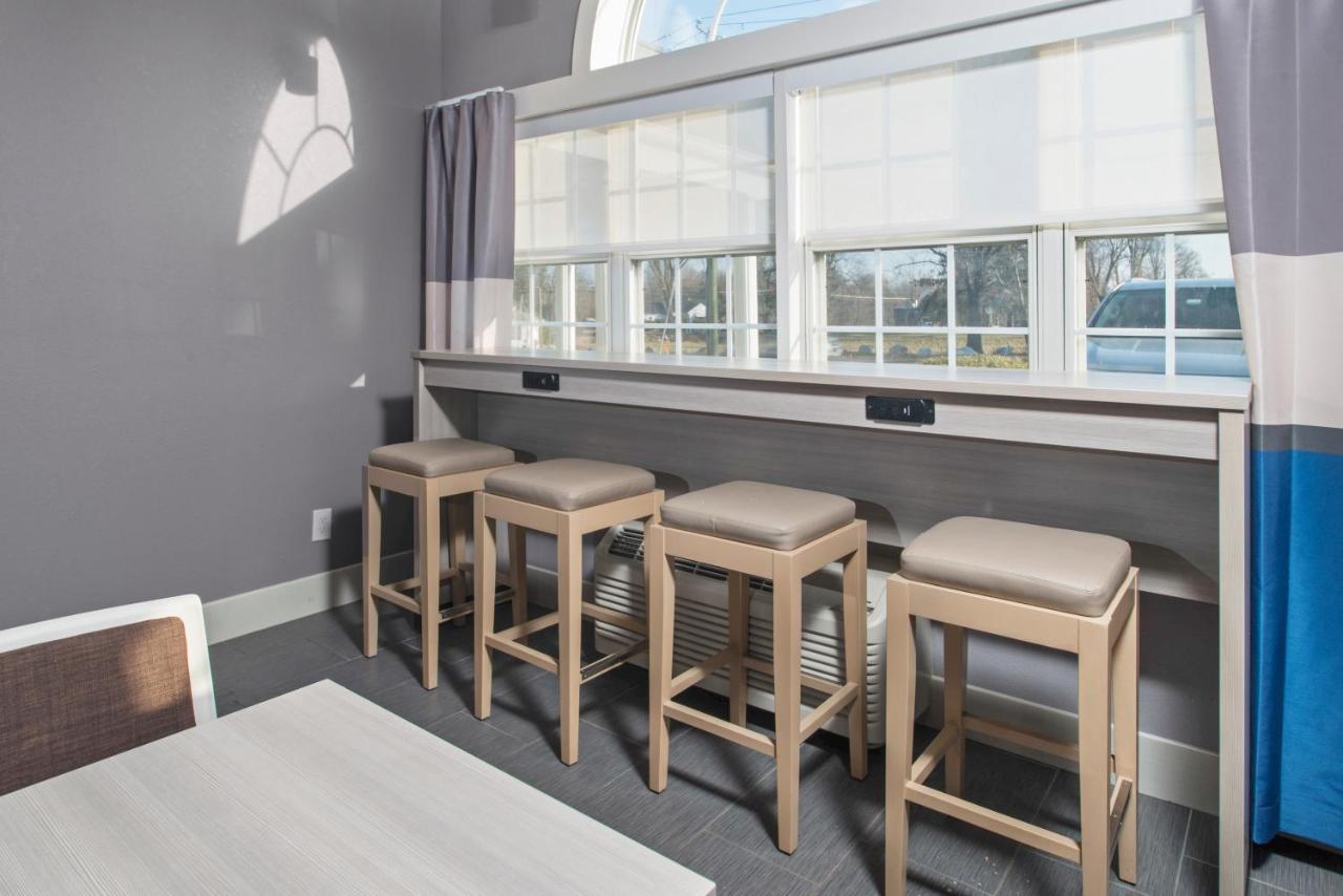 Microtel Inn & Suites By Wyndham Bethel/Danbury Ngoại thất bức ảnh